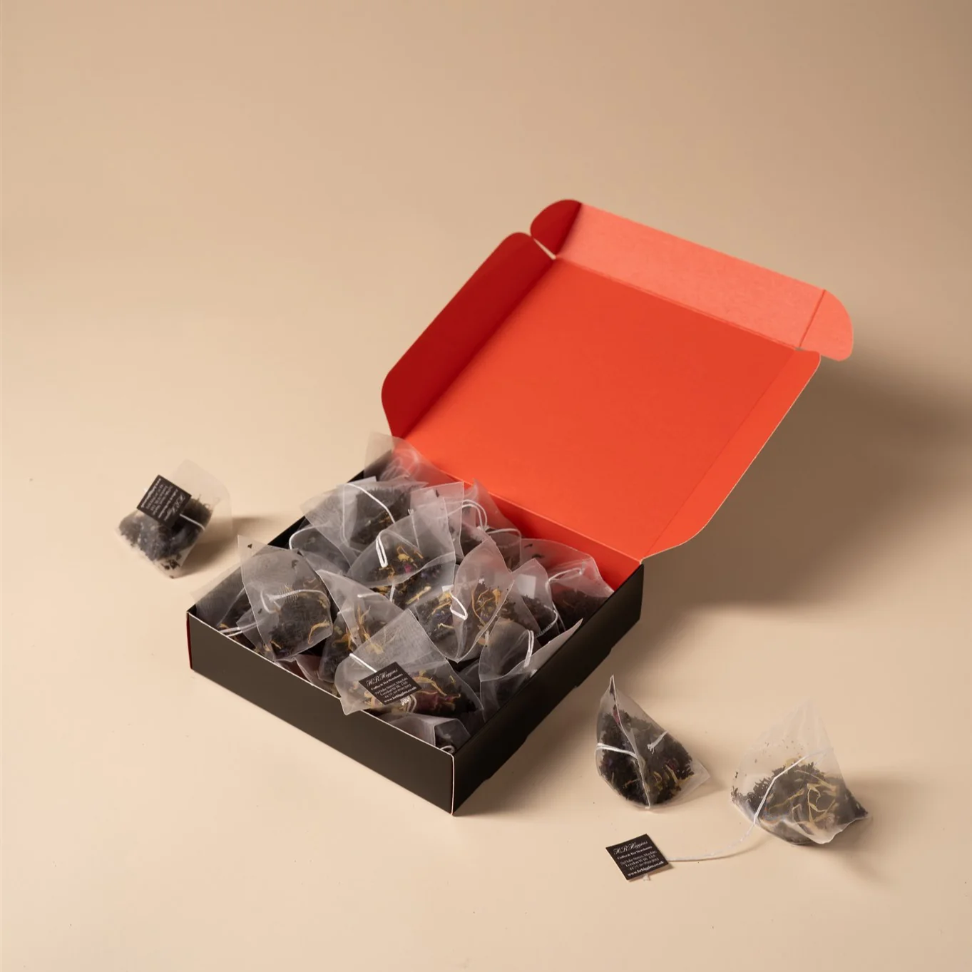 Blue Lady Pyramid Tea Bag Box - Image 4