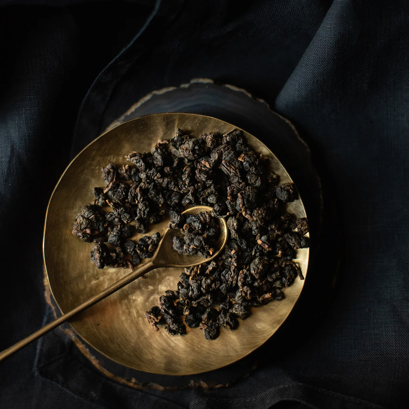Taiwan Jade Mountain Oolong Organic Tea - Image 4